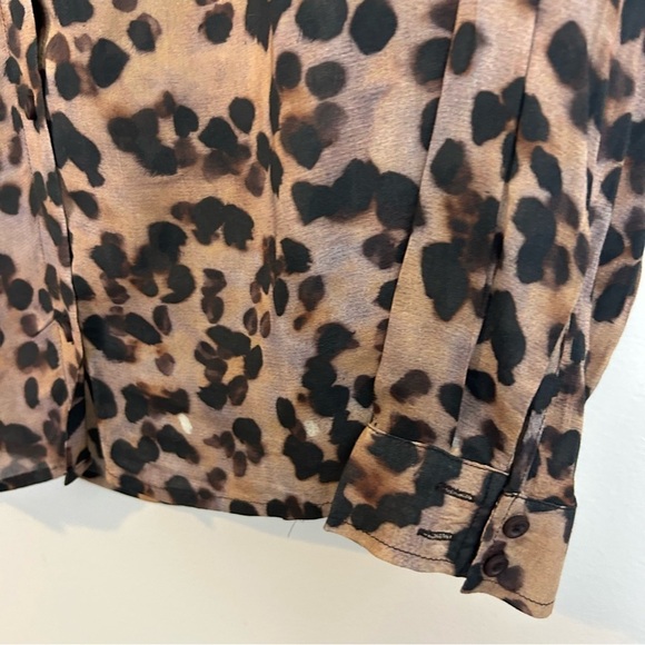 NWT Cloth & Stone Animal Print Lightweight Button Down Shirt Golden Spots Size S - Picture 13 of 15